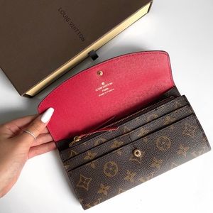 Louis Vuitton Emilie Wallet